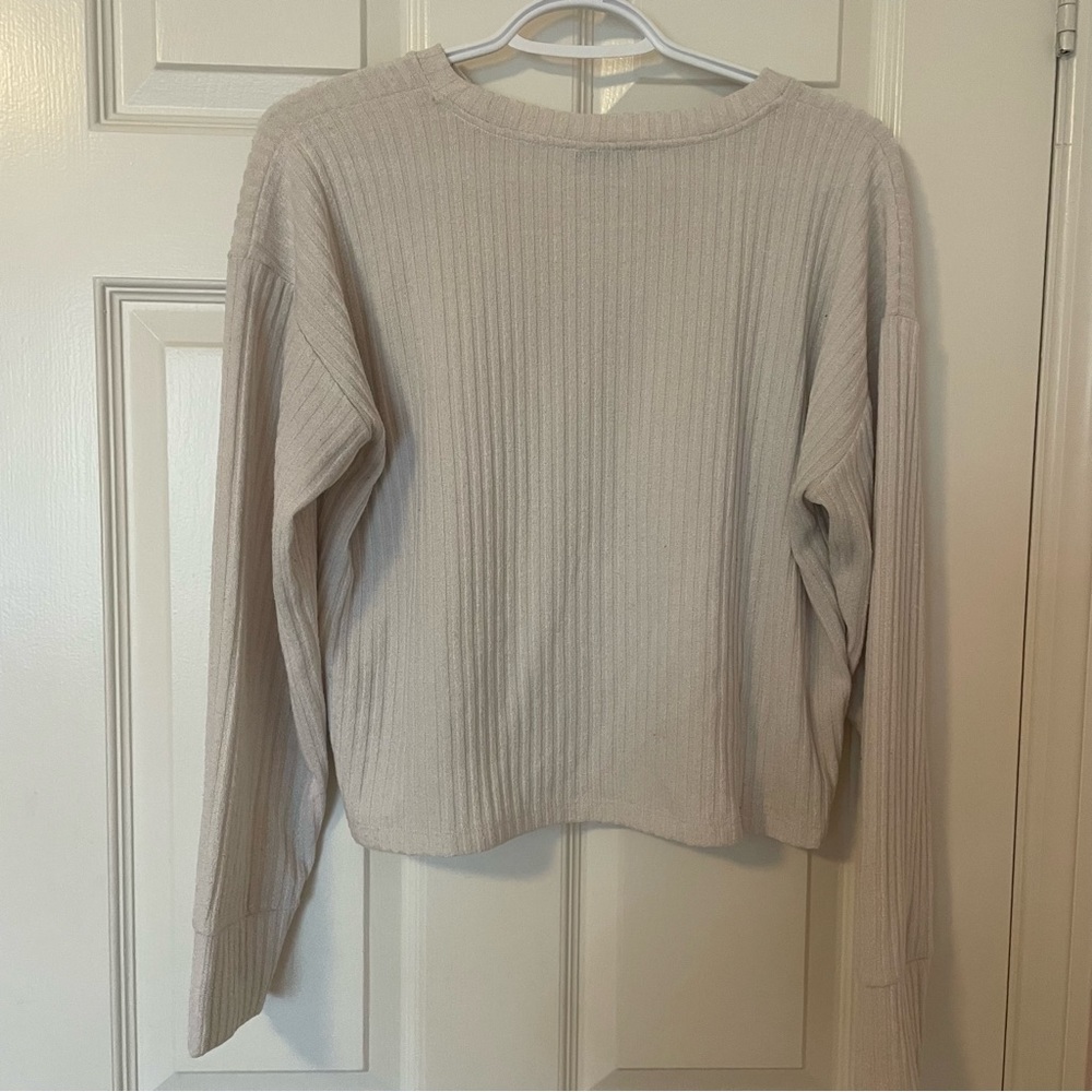 ARITZIA - boxy, cropped ribbed sweater - Picture 3 of 5